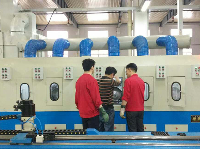 外圓拋光機現(xiàn)場調(diào)試 外圓拋光機現(xiàn)場調(diào)試